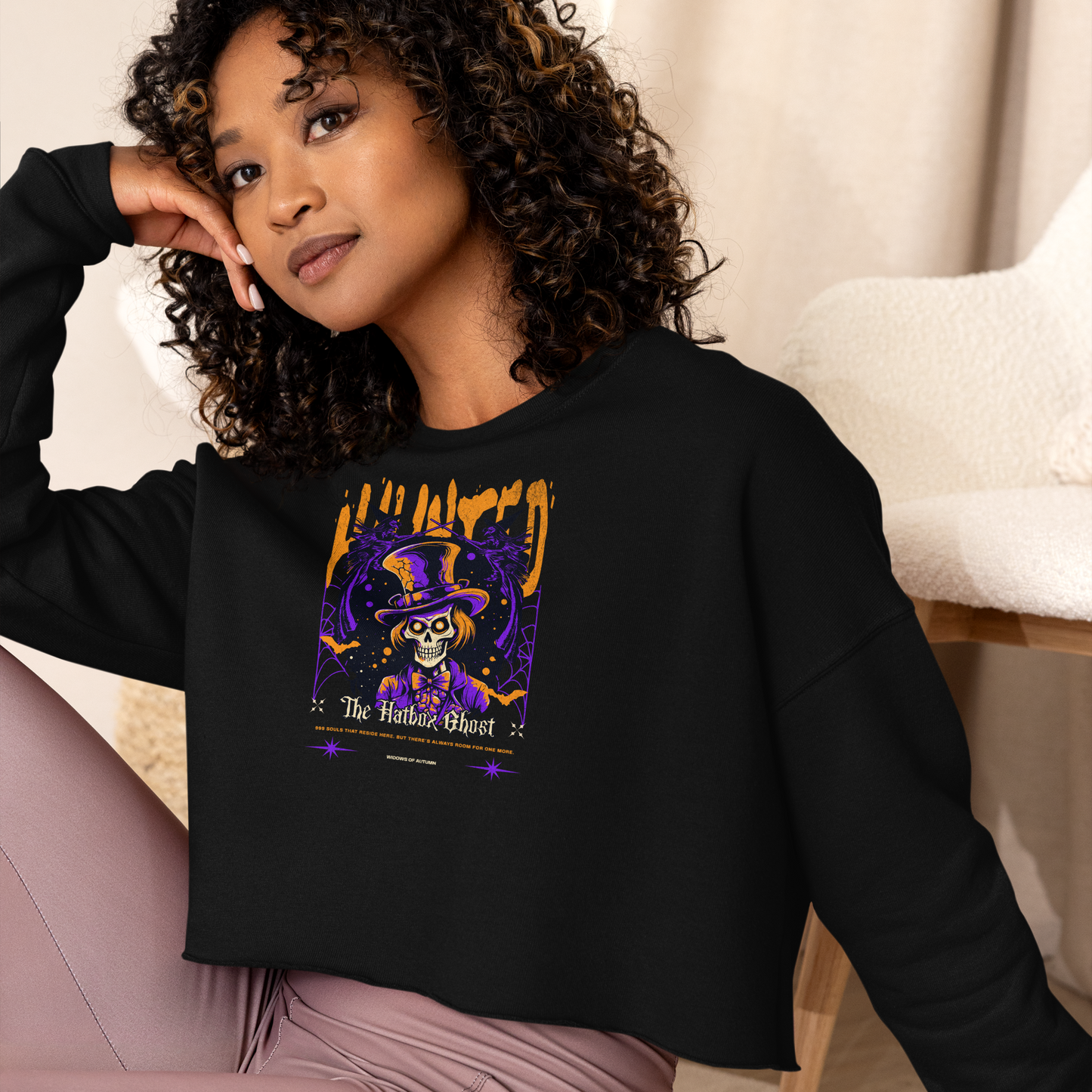 Hatbox Ghost Cropped Sweatshirt